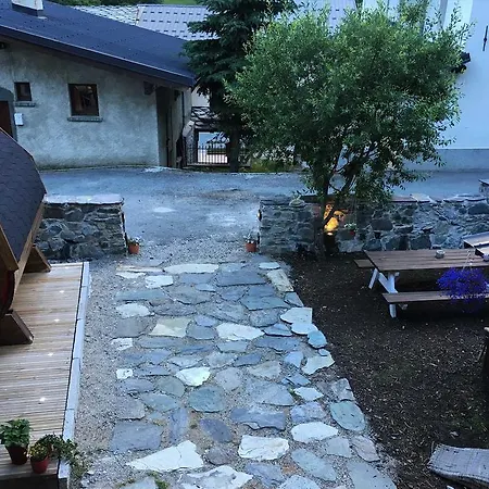Pensionat Chalet Eterlou