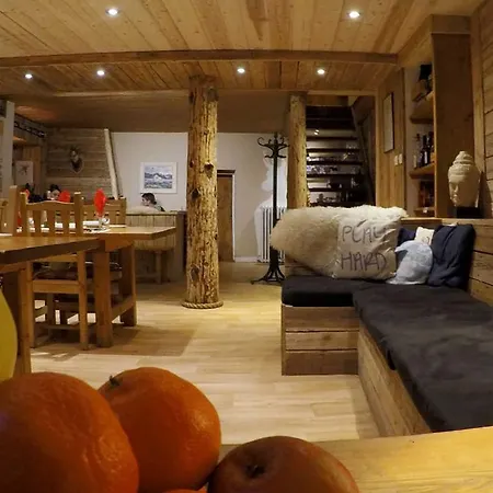 Chalet Eterlou * Tignes
